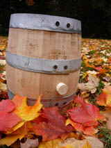 Canadian oak wine barrels  in 3 L size these small barrels and kegs
